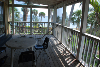 drug-rehab-top-floor-porch